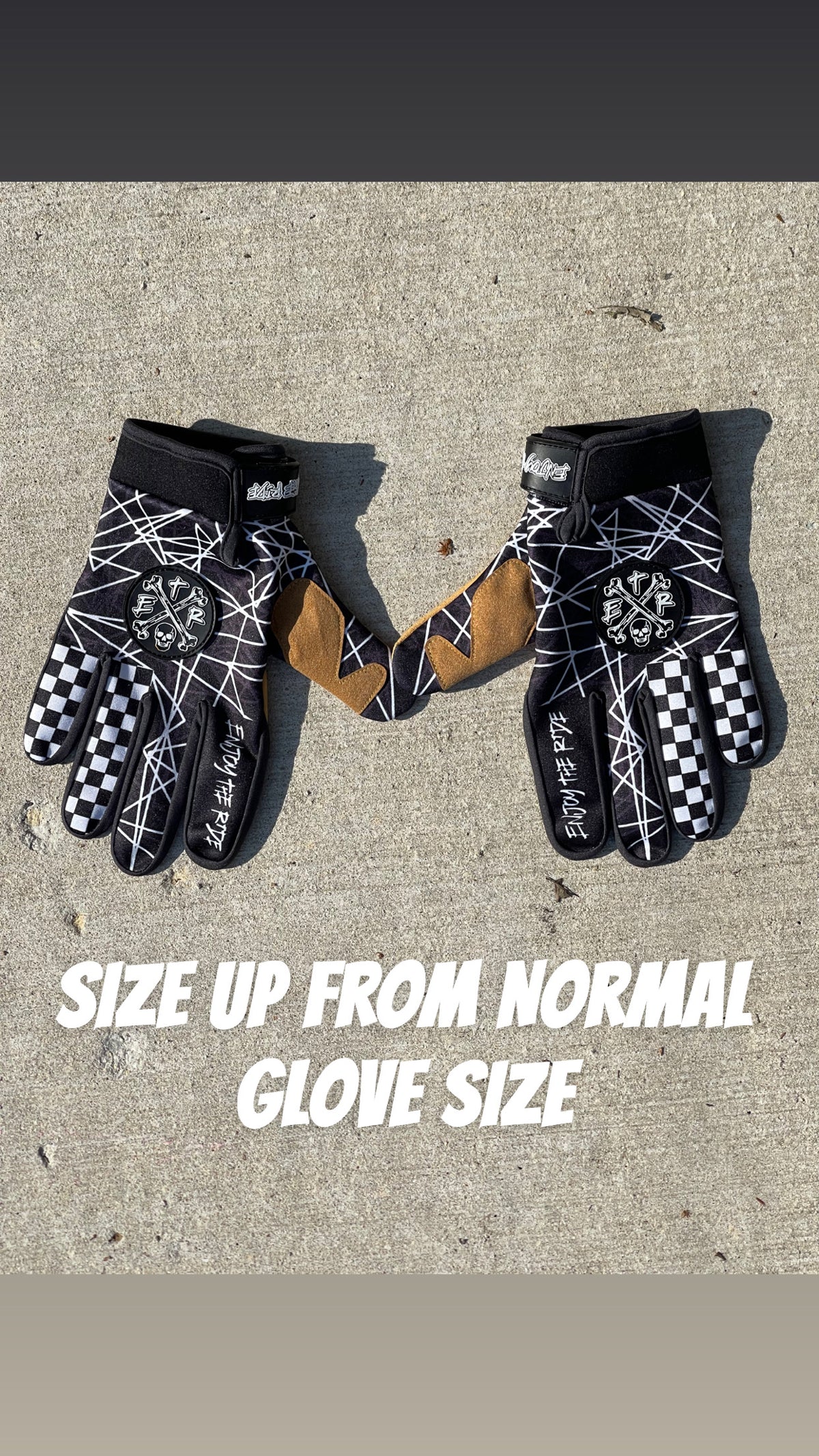 Crossbones Gloves